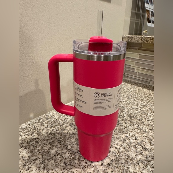 Stanley Vibrant Pink Quencher H2.0 Tumbler - Picture 2 of 5